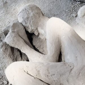 Doctor’s kit found on Mount Vesuvius victim in Pompeii