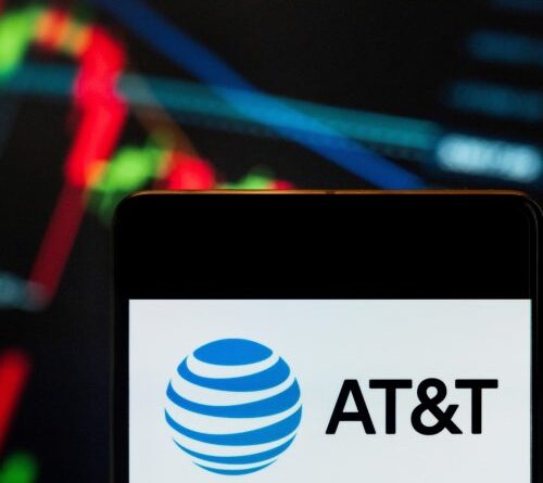 AT&T sues California in attempt to shut off old phone network