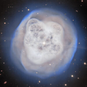 Gemini North Telescope Peers into Crystal Ball Nebula