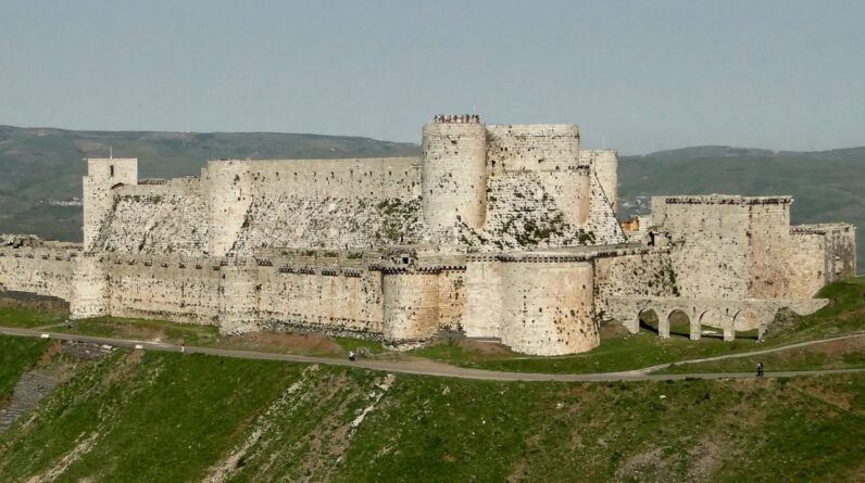 Catapult the cow! 6 medieval castles that were never conquered