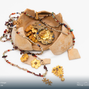 1,200-year-old gold hoard discovered in Saudi Arabia may have been buried by a medieval pilgrim