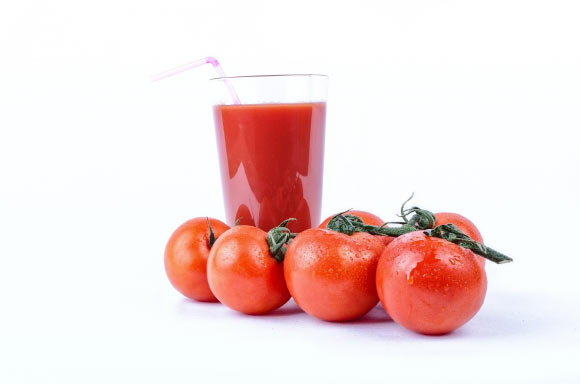 Tomato-Soy Drink May Help Fight Chronic Inflammation in Adults with Obesity