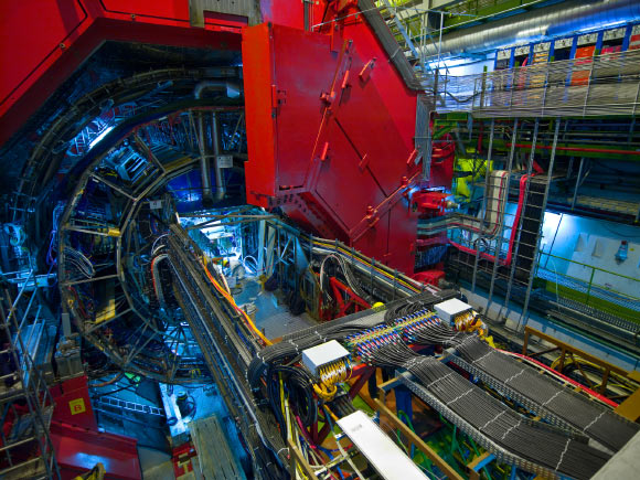 CERN Physicists Find Evidence for Gluon Saturation inside Atomic Nuclei