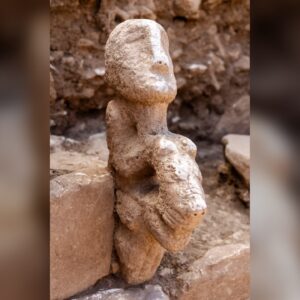 ‘Unlike anything seen before’: Archaeologists unearth a unique, 11,000-year-old statue of a person riding a leopard from one of the world’s earliest settlements