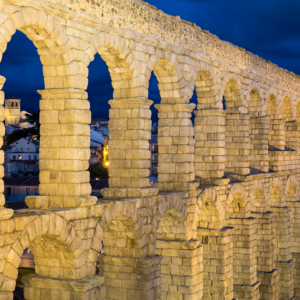 How did the Romans build their towering aqueducts?