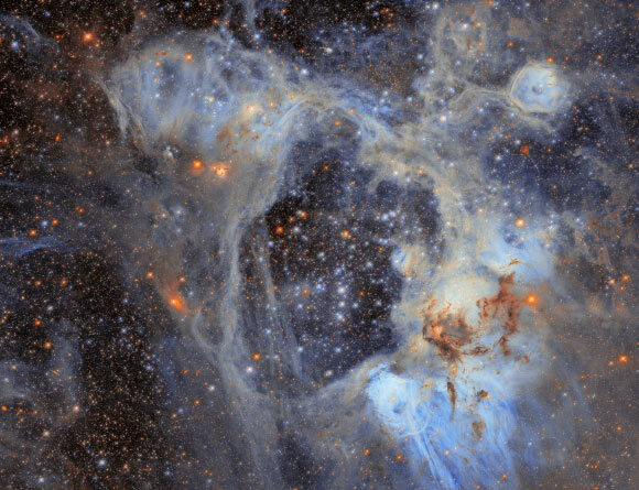 Hubble Spots ‘Superbubble’ in Large Magellanic Cloud