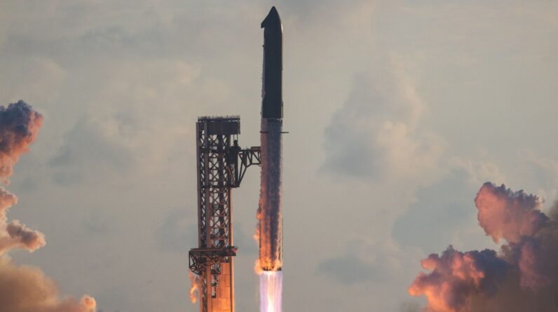 SpaceX’s Starship reaches orbit for the first time, then returns early and explodes