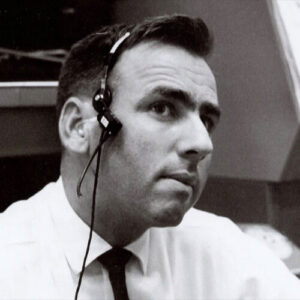 Milt Windler, NASA flight director who helped save Apollo 13, dies at 94