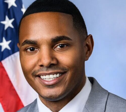 US Rep proposes bill to give video game buyers “ownership,” not “a license”