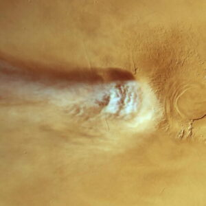 A 1,000-mile cloud on Mars may reveal physics never seen in nature